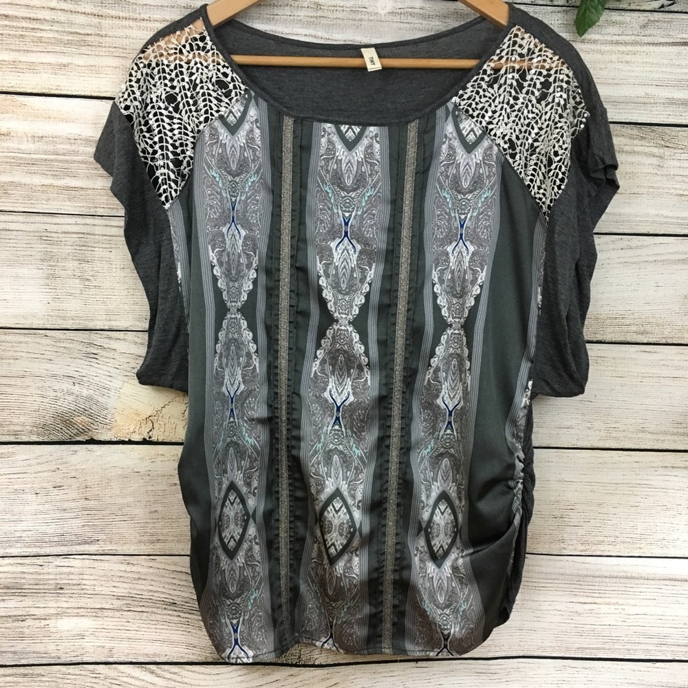 Tiny | Size Medium Printed Top